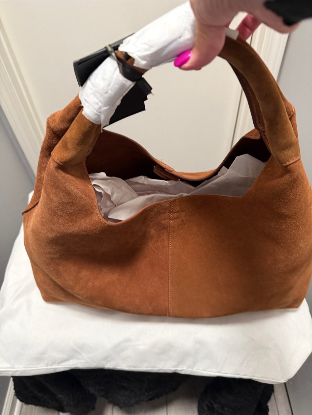 Mango Suede Hobo Bag in Cognac - Picture 2 of 2